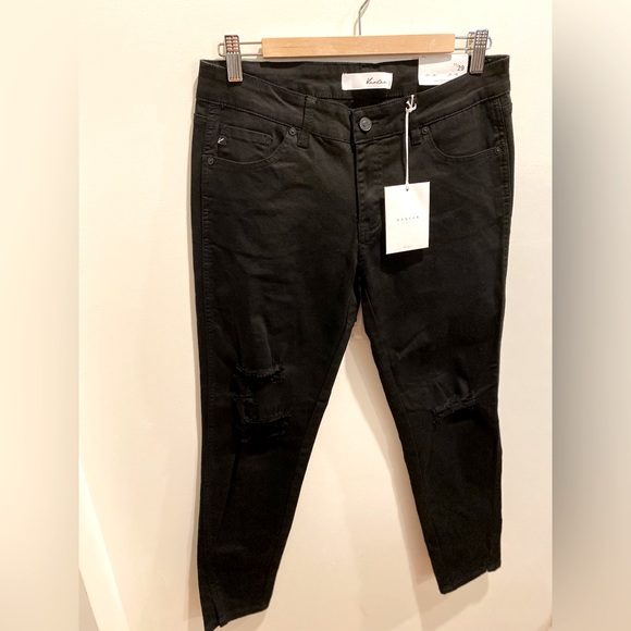 KanCan, Size 10, Black, Distressed Jean - NWT - Picture 2 of 11